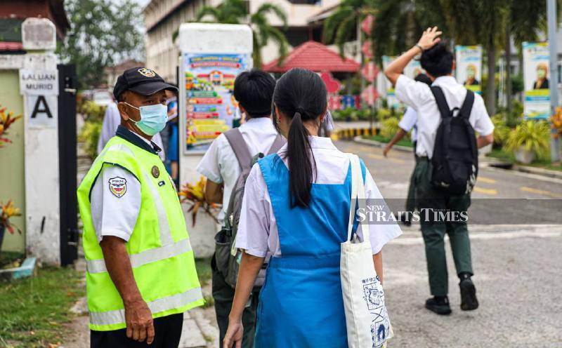 Fadhlina: Schools cannot close for days as haze fluctuates