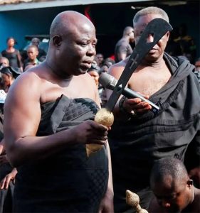 Asante-Effiduase gets new chief