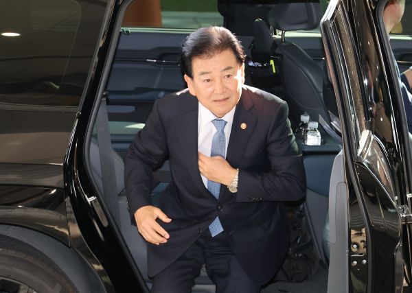Unification Minister Rejects Claims He’s Undermining S. Korea-US Alliance