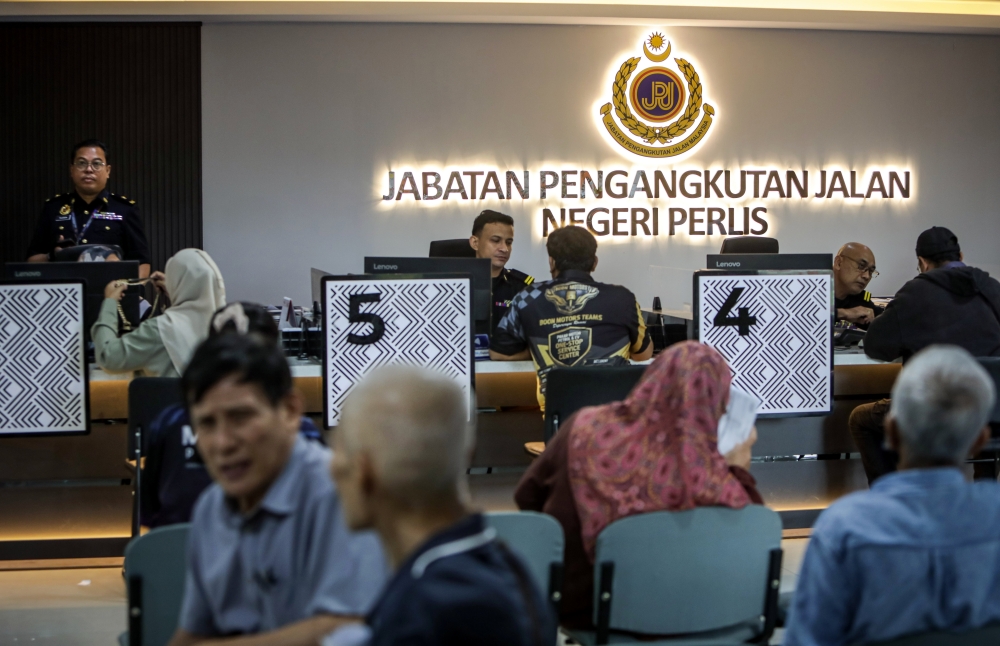 From Jan 2027, only JPJ‑approved intermediaries can handle customer transactions at counters nationwide