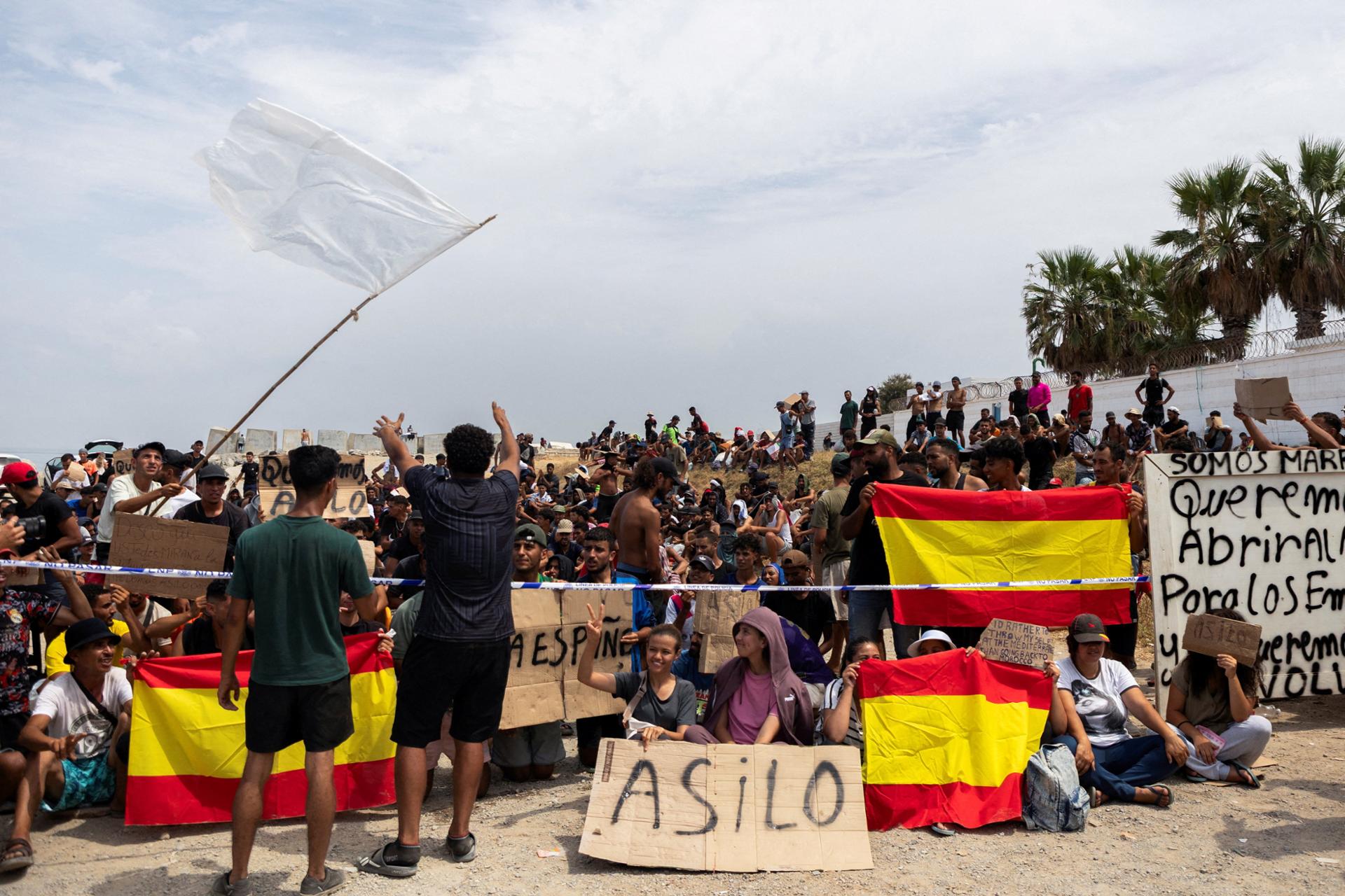 Moroccan security forces arrest nearly 300 migrants trying to reach Spain's Ceuta