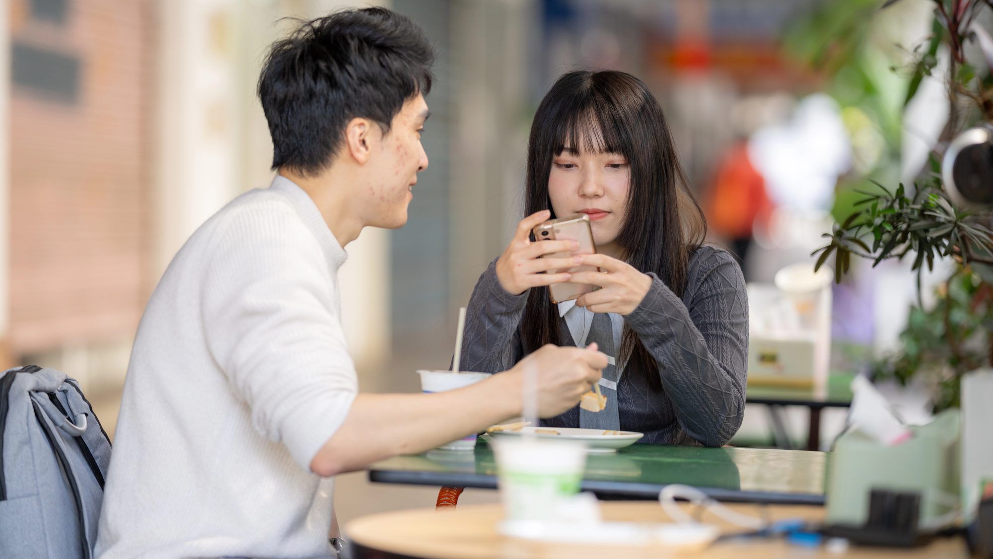 Singapore dating isn't all bad: Netizens share stories of good dates and meaningful connections