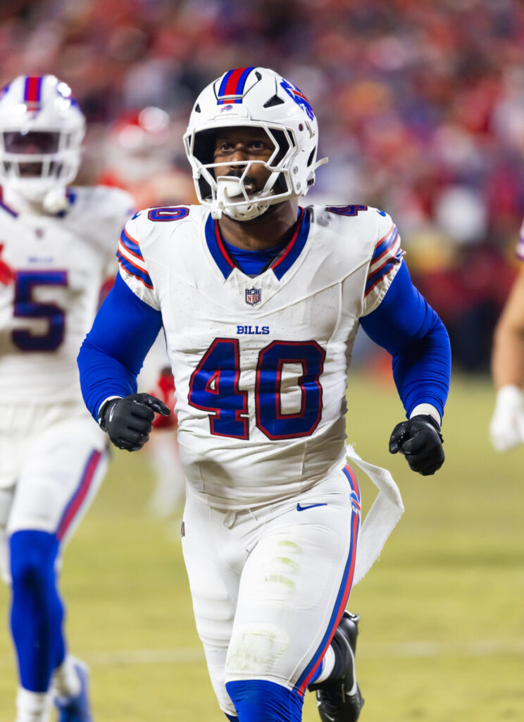 Von Miller, Cowboys reach agreement in rare homecoming opportunity