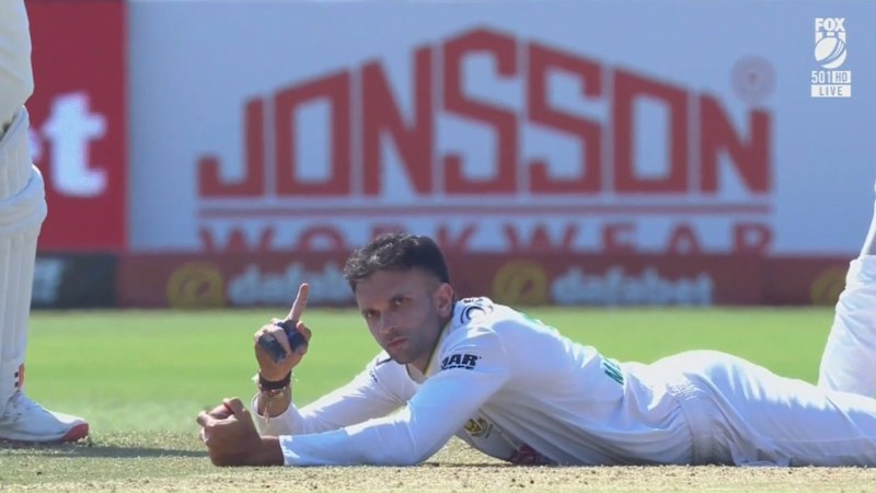 Maharaj's miraculous catch stops Renshaw's ton