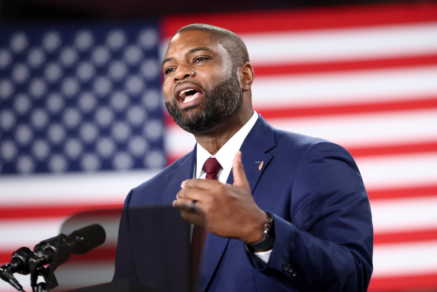 Trump's racial politics shape midterm elections