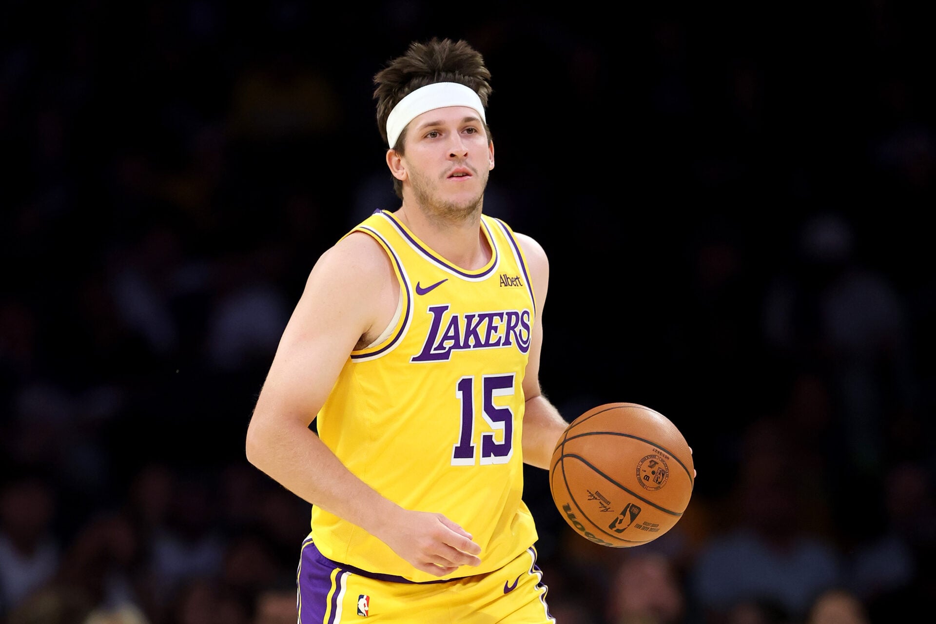 Austin Reaves gives Kobe Bryant reason for wearing Nike shoes despite being a Rigorer athlete