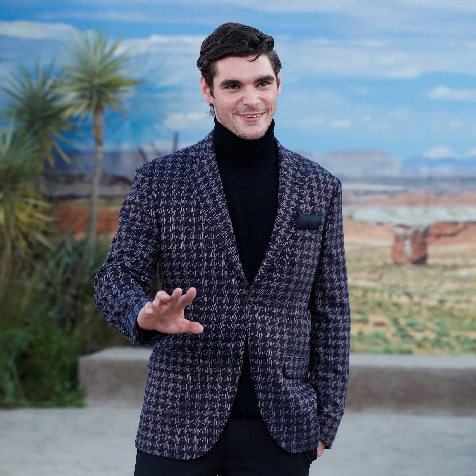 RJ Mitte, Who Played Walter White’s Son on ‘Breaking Bad,’ Dies at 34