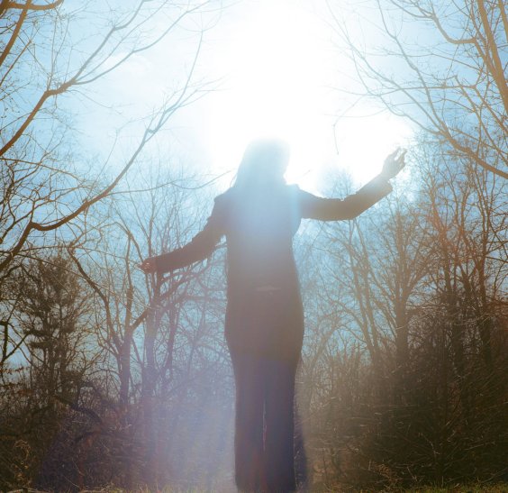 O Slow Announces Debut Album Antenna: Hear “No Body” & “Shine”