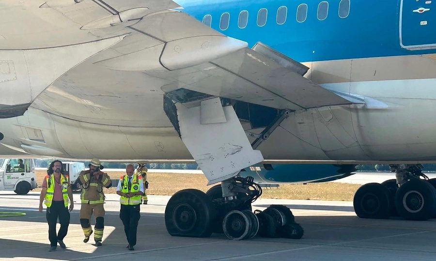 'I don't want to die': 2 tense hours as Boeing flight to Hanoi dumps fuel, returns to Munich airport