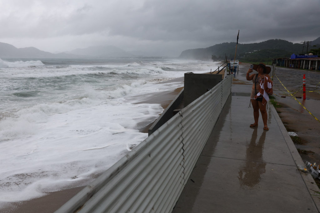 Hurricane Simon hits Mexico's Pacific coast with damaging winds and rain