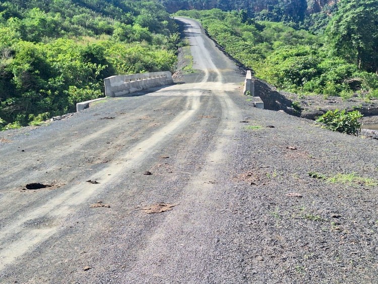 Eastern Cape villagers wait years for road project
