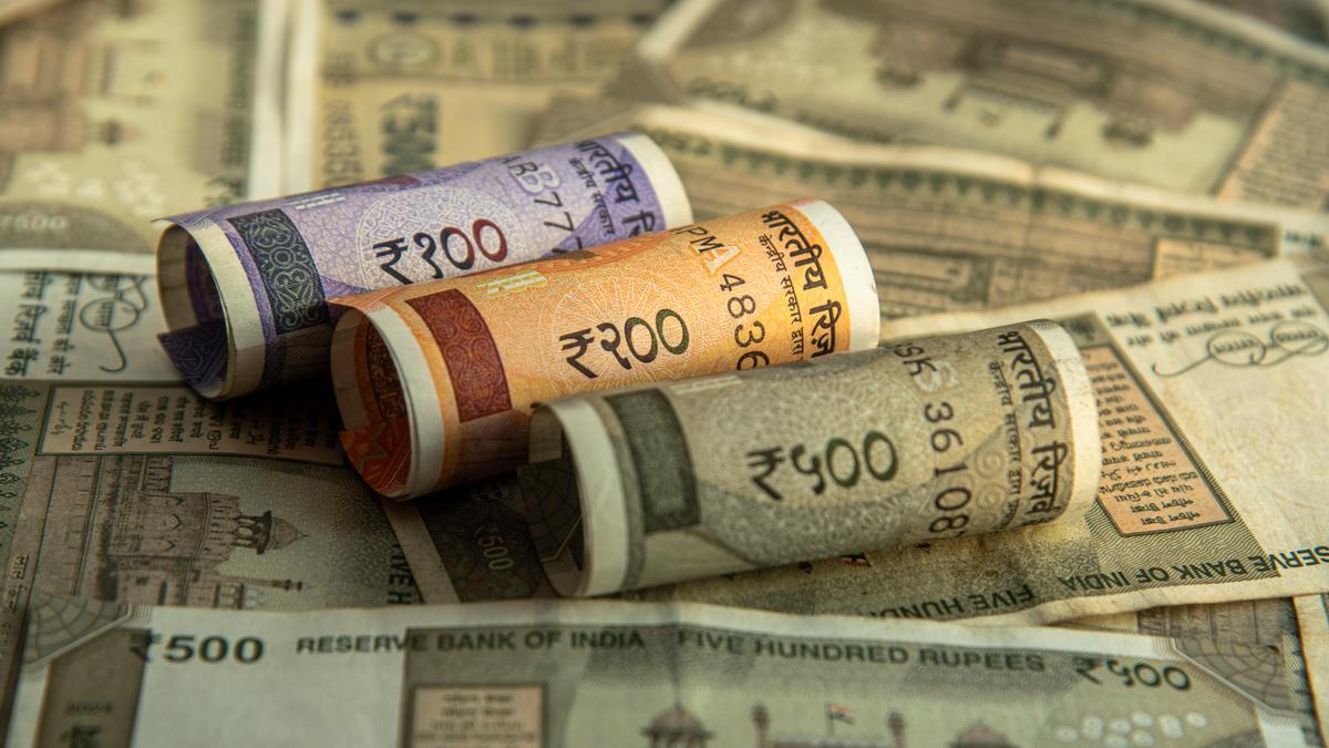 Rupee set to weaken after central bank curtails dollar inflow window