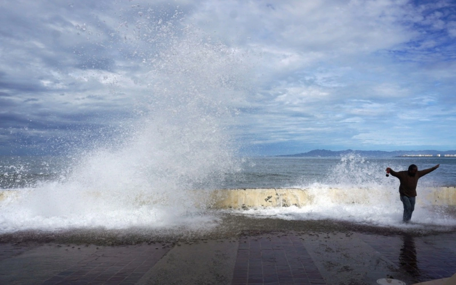 Five dead as Hurricane Simon, Rachel pummel Mexico’s Pacific coast