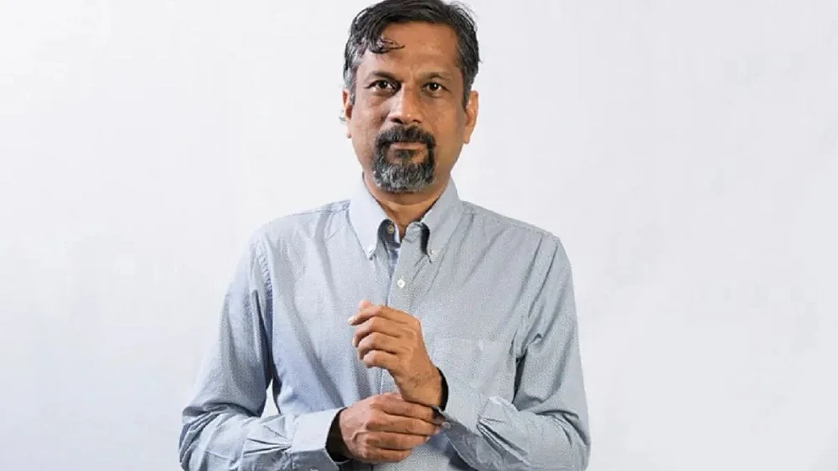 Zoho Skips 2026 Salary Hikes As AI Costs Surge; Sridhar Vembu Says Outlook For Software Jobs Is ‘Grim’