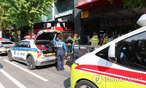 1 in cardiac arrest, 7 injured in knife attack in Incheon