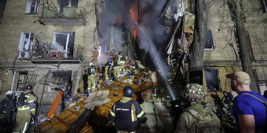 Russian Banderol strike kills three, injures 15 in Kharkiv as apartment building section collapses