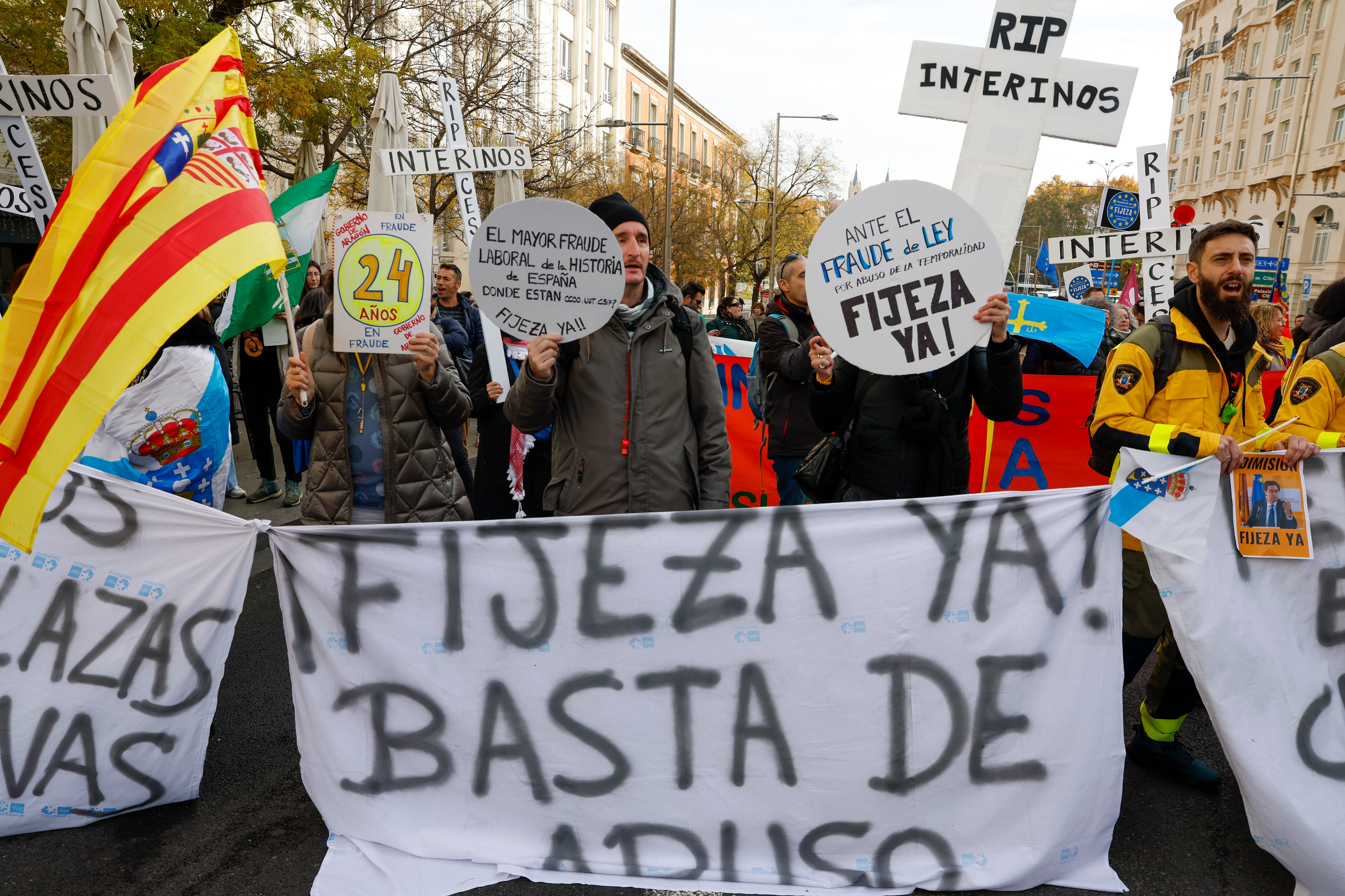 El Gobierno prepara medidas contra el abuso de temporalidad en el empleo público y acota el problema a 200.000 interinos