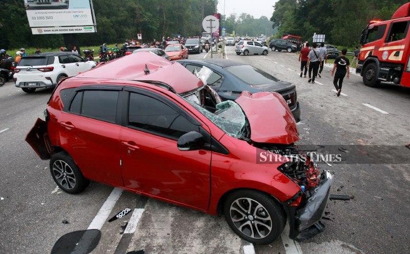 Lorry driver in 12-vehicle crash to be charged tomorrow