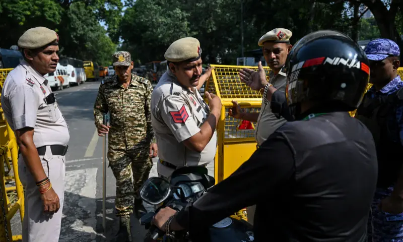 New Delhi police detain top 'cockroach' leaders after flash protest at Jantar Mantar