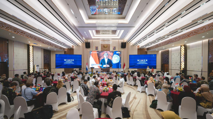 Dutch, Indonesian researchers wrap up conference on practical solutions for soci...