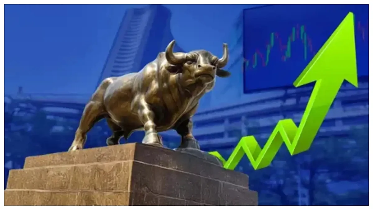 Sensex Soars 1,109 Points, IT Rally Powers Nifty Above 22,700