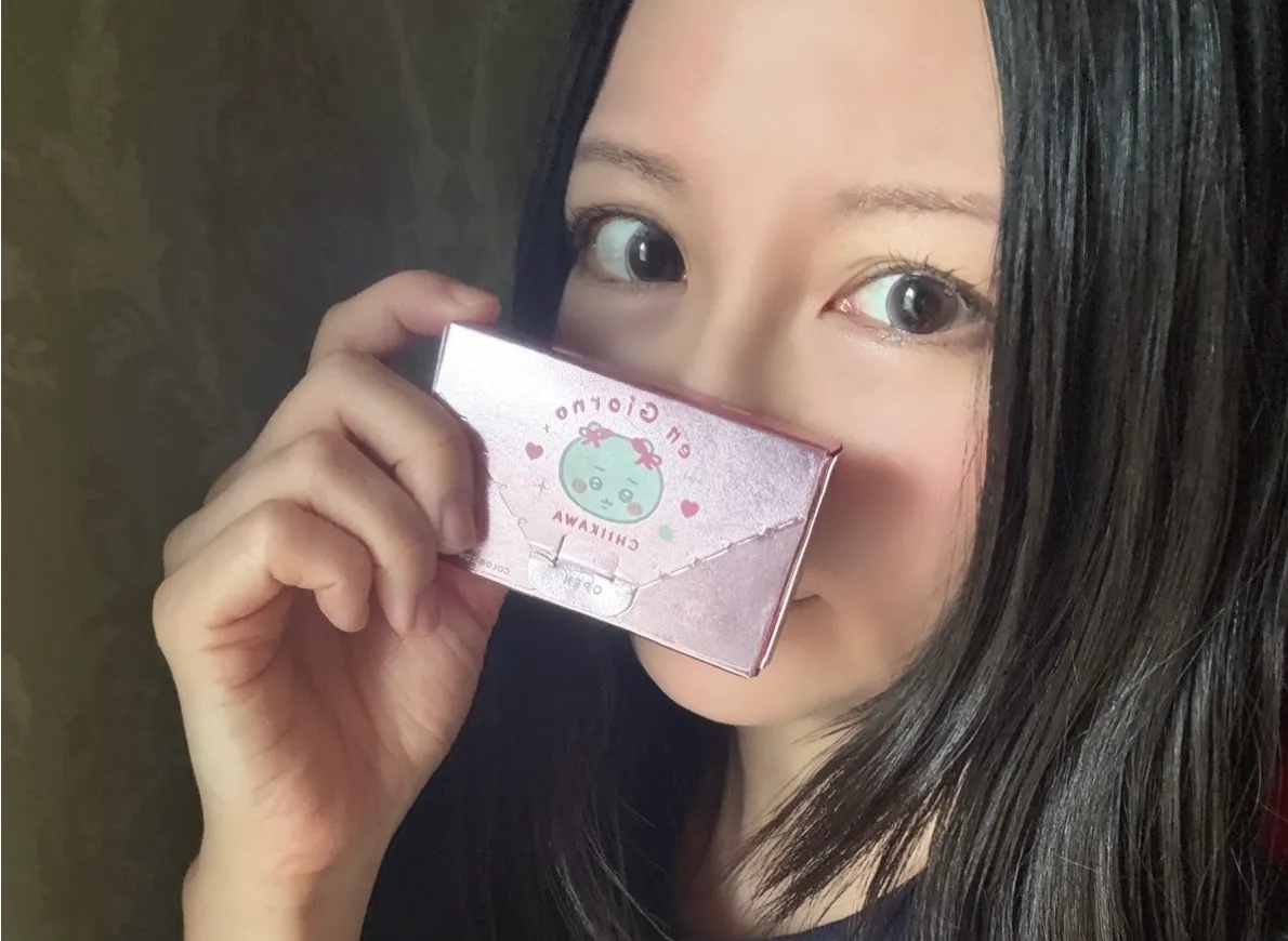 These Japanese contact lenses let you put anime characters on your eyes [Photos]