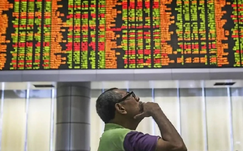 Bursa Malaysia stays higher at midday