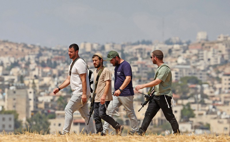 Israeli settlers break Palestinian doctor's hand in West Bank attack