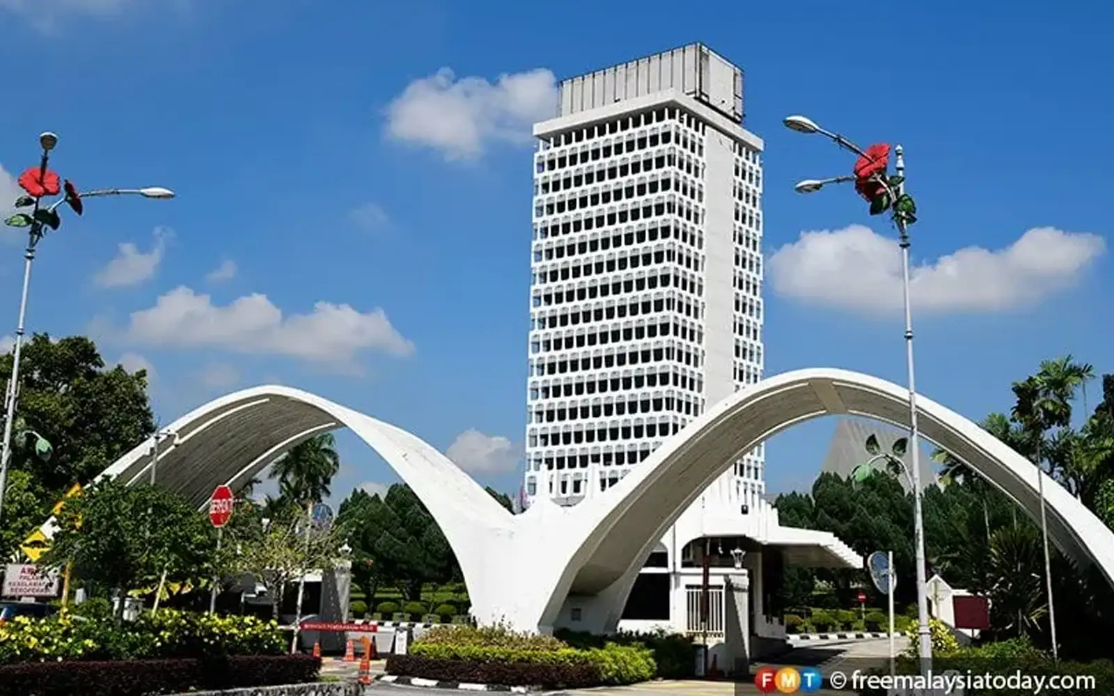 FOI bill puts Malaysia in bottom 10 globally, says rights group