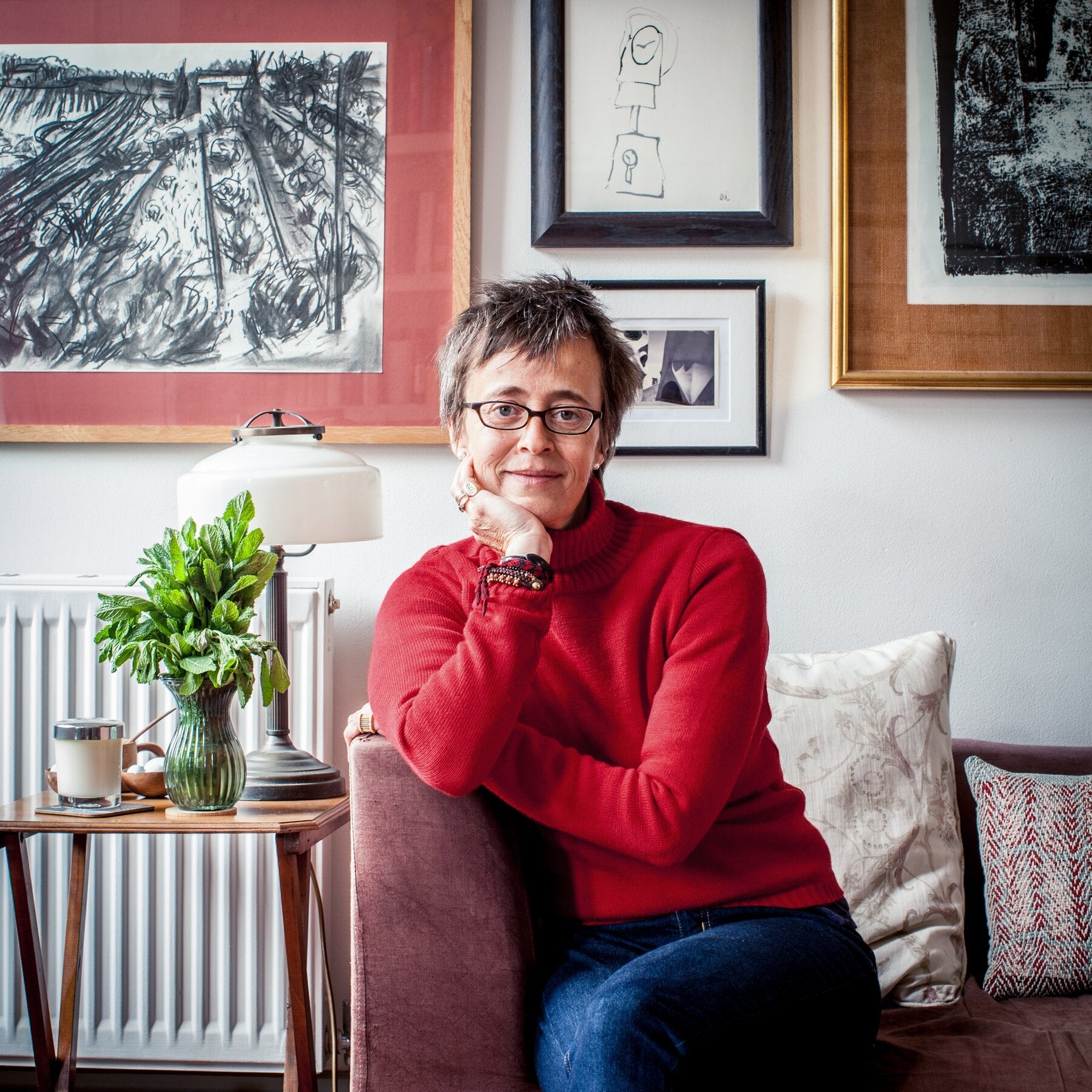 Frances Stonor Saunders, Who Detailed C.I.A. Propaganda, Dies at 60