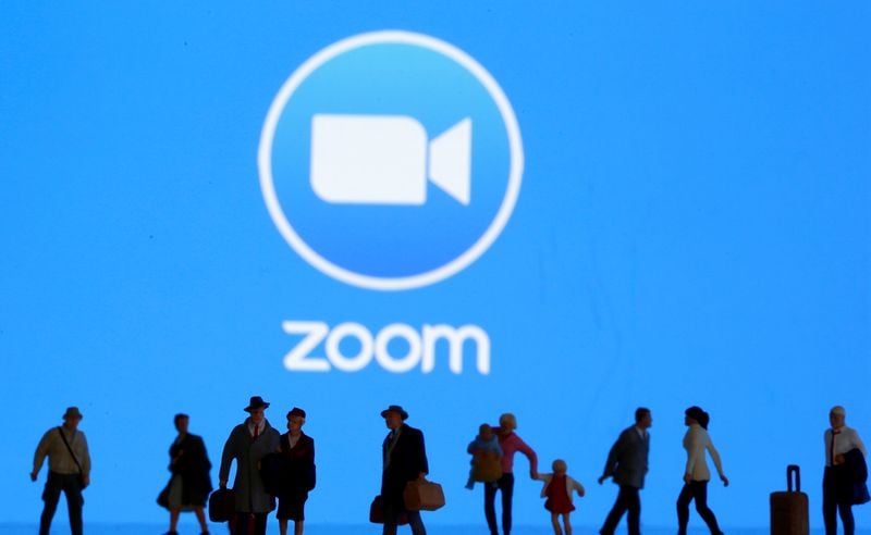 Zoom CFO Michelle Chang sells $844k in stock, prices $98.67-$99.84