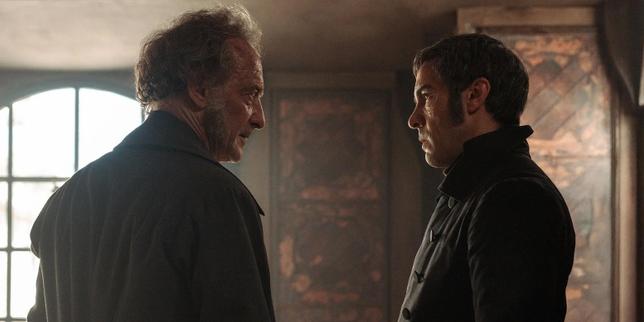 A star-studded cast offers a superficial take on 'Les Misérables'