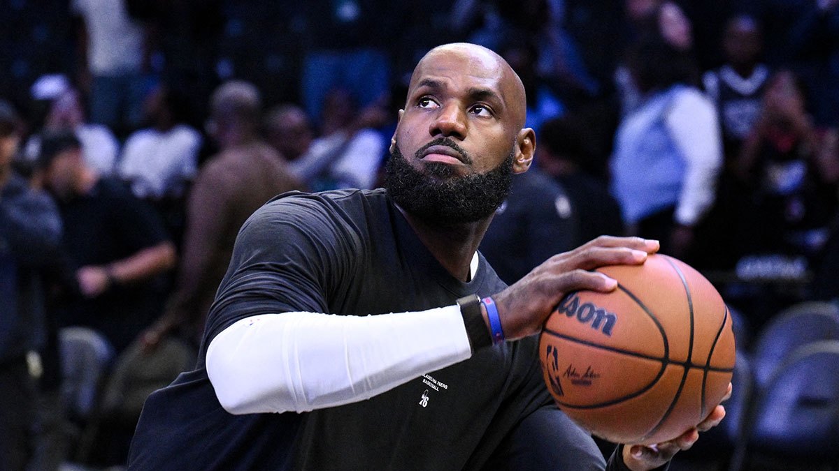 NBA owners reaching out to Pablo Torre about 76ers star LeBron James’ Fanatics-branded helicopter