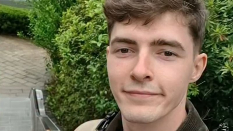 Teens accused of online ambush murder oppose DNA test