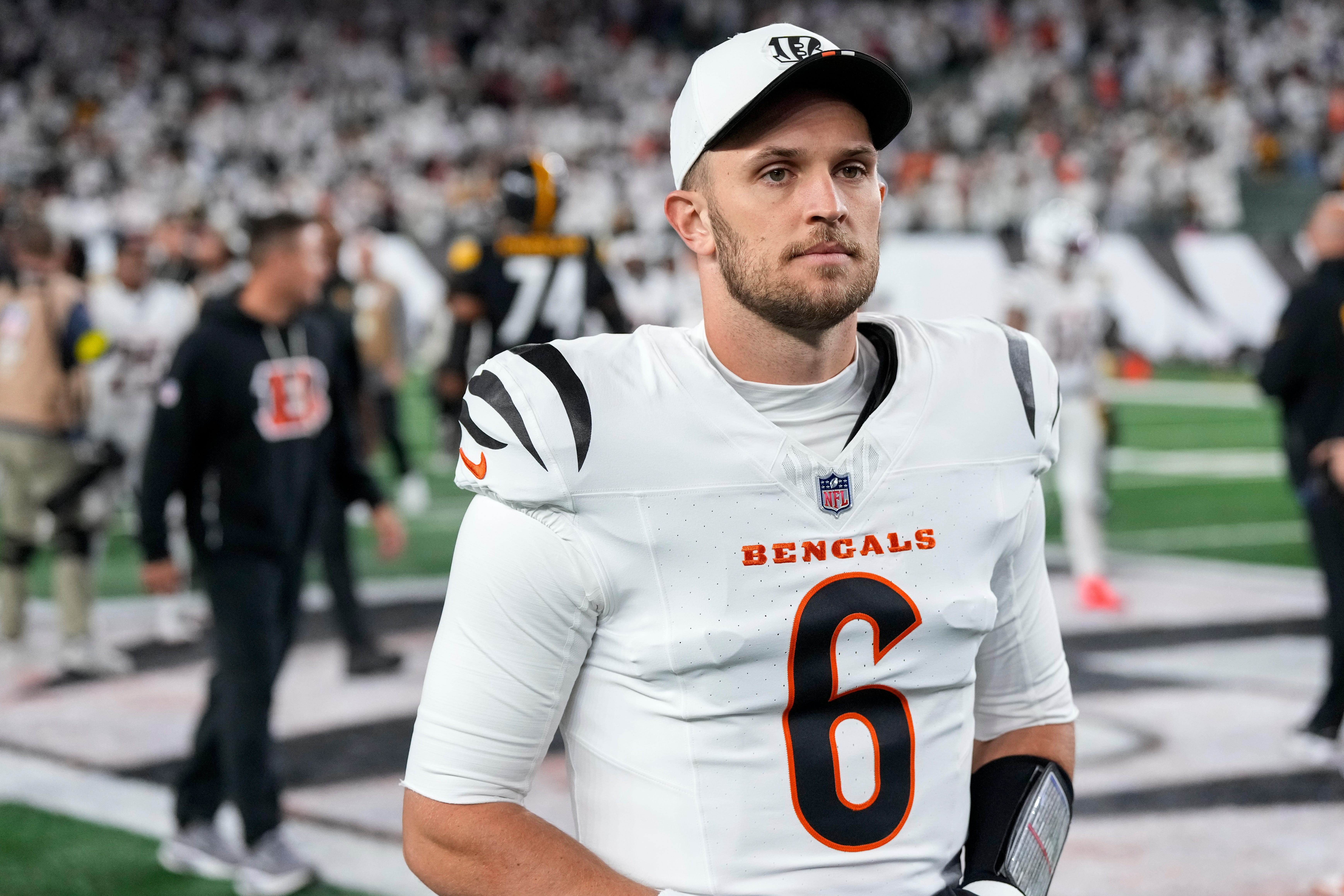 Former Bengals quarterback Browning has new team