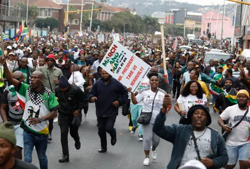 March and March anti-migrant protests escalate: ‘It’s time to fetch your people’