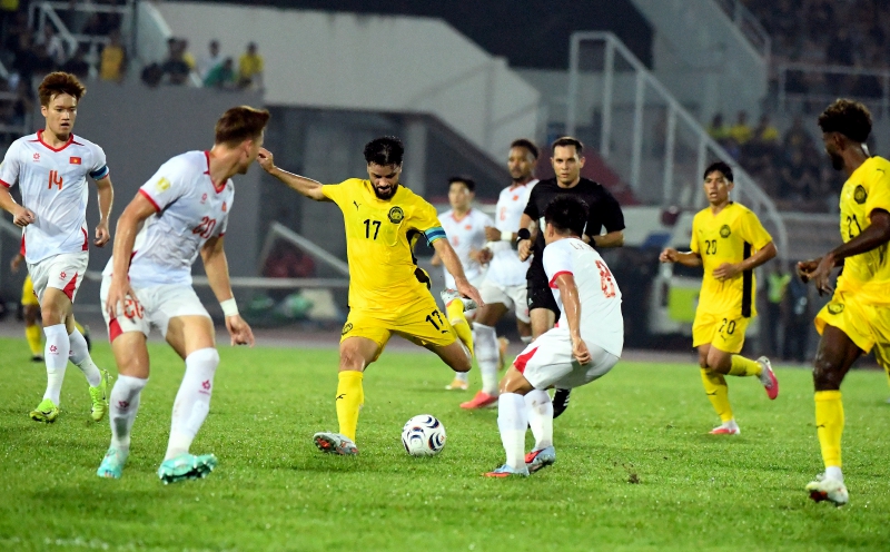 Cheng Hoe stands by young squad following painful Vietnam defeat