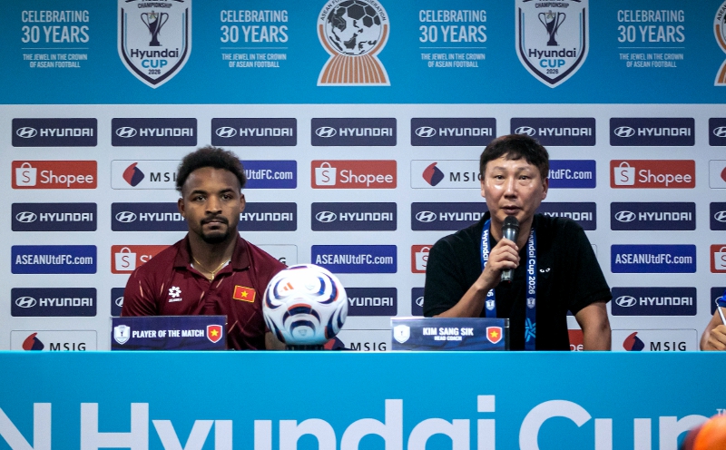 'Grass was heavy': Xuan Son admits pitch disrupted Vietnam's rhythm