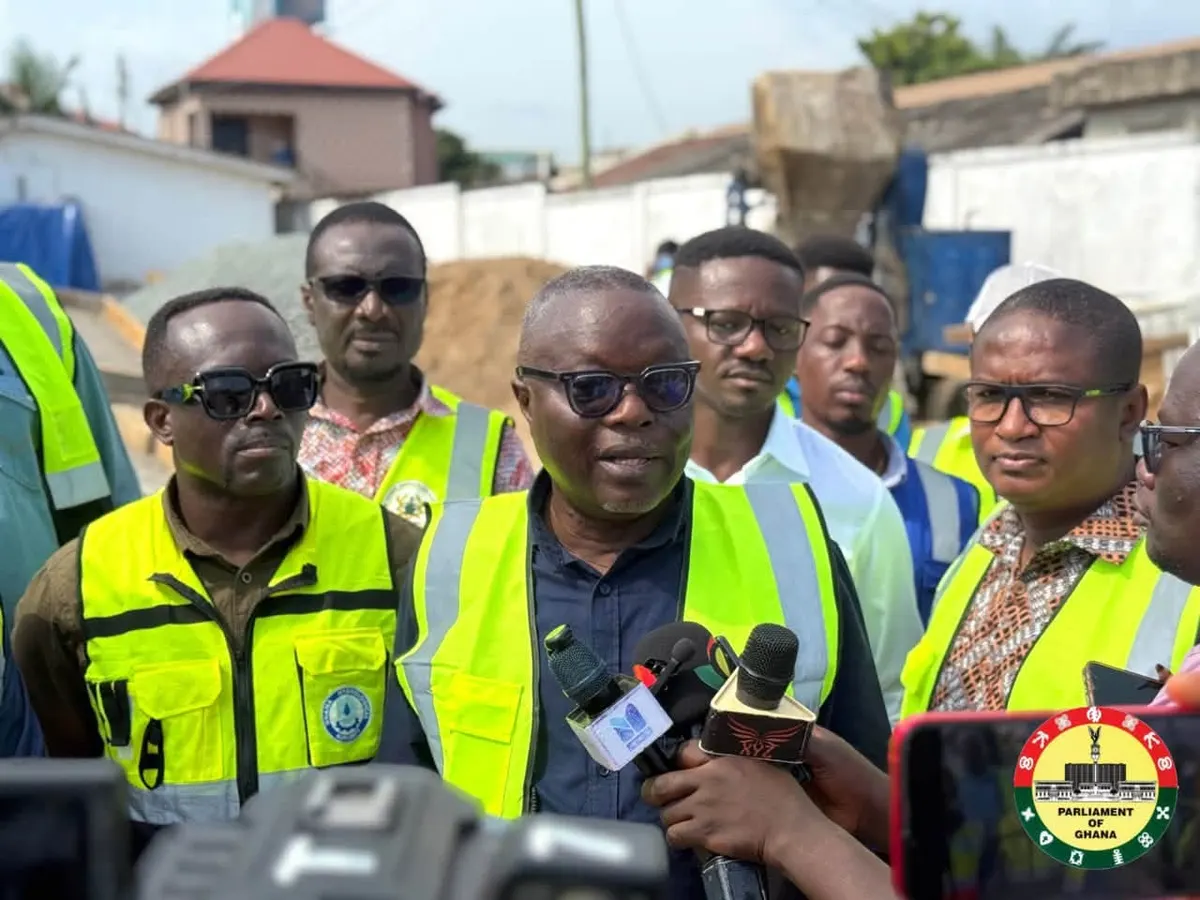 Works and Housing Committee inspects flood control projects