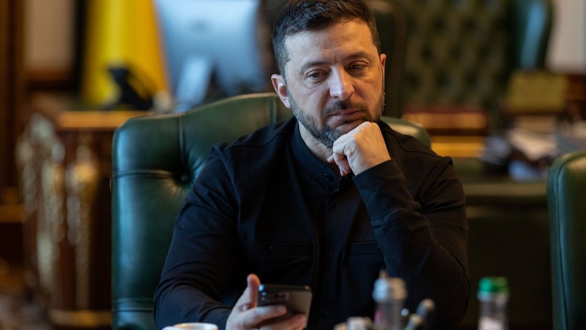 US may halt intel sharing over refinery strikes - Zelenskyy