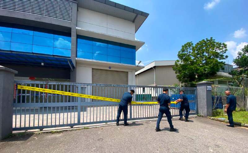 Johor shuts Kulai factory after Jalur Gemilang, state flag found upside down
