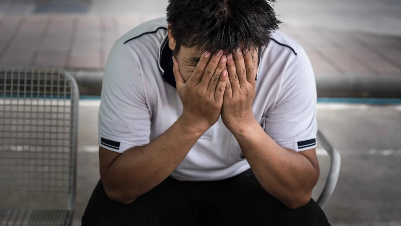 Singaporean father struggles to 'spend and save' on S$1,900 monthly salary for family