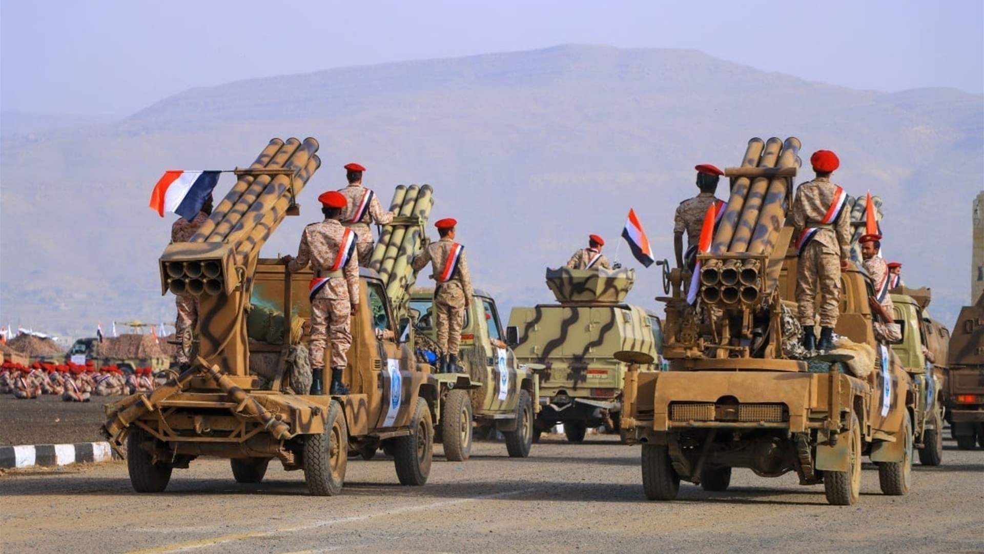 Yemeni army captures Houthi fighters, including leaders, in Taiz