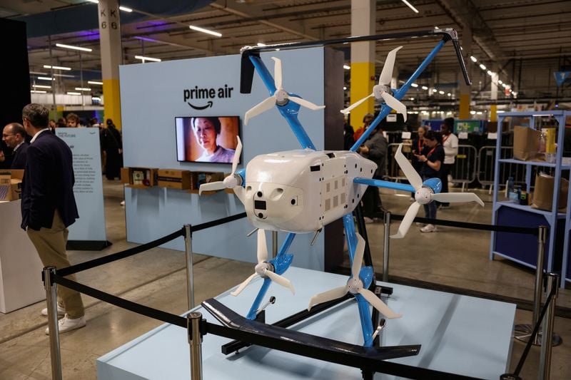 US lawmakers ask FAA to conduct review before allowing Amazon drone hub near Boston