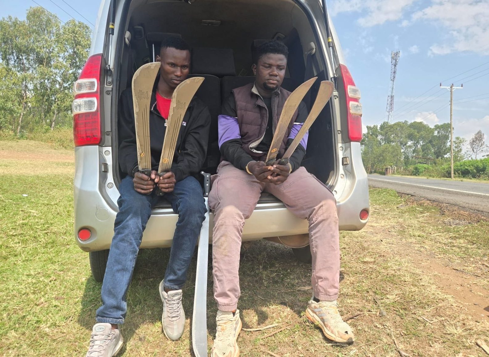 Two suspected gang members arrested with crude weapons in Migori