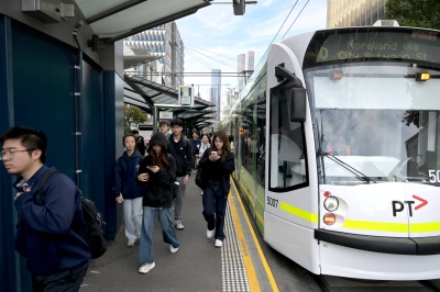 Young Japanese anxious as Australia slows working holiday visa processing time