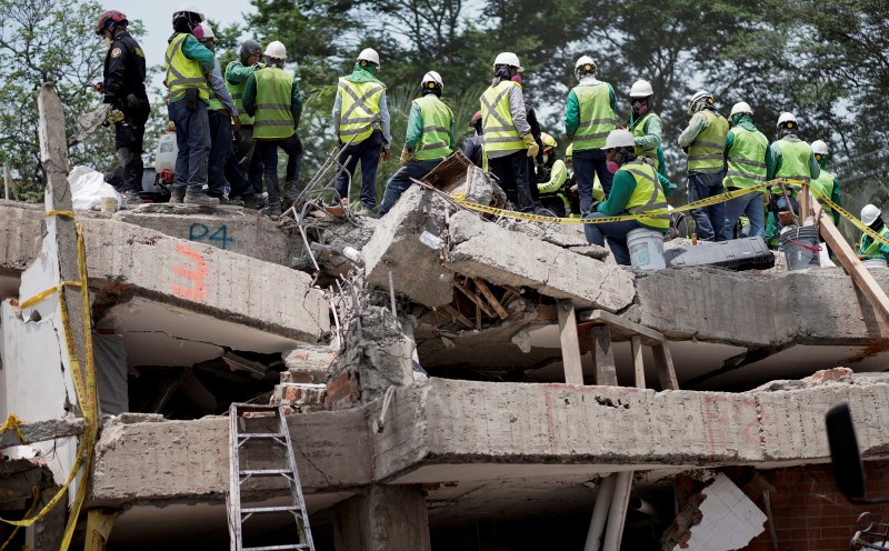 Search teams comb rubble in Colombia nearly a week after quake as aid effort expands