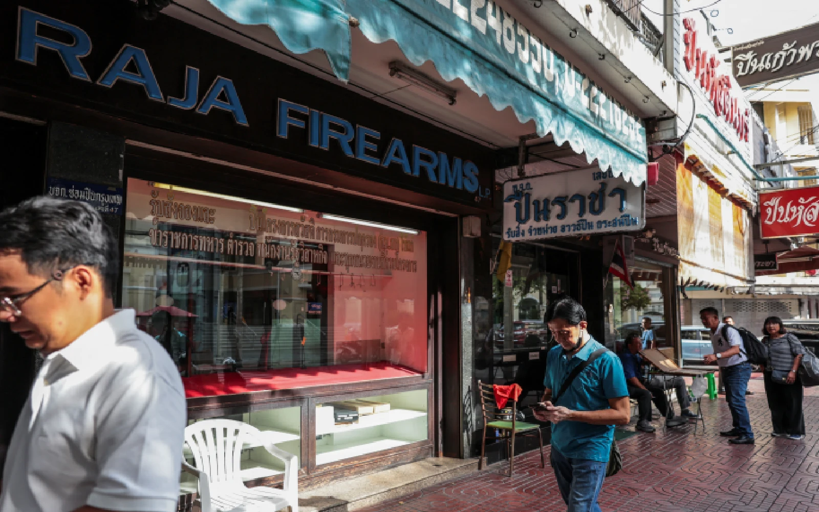 Bangkok gun traders say Thai crackdown misses the mark