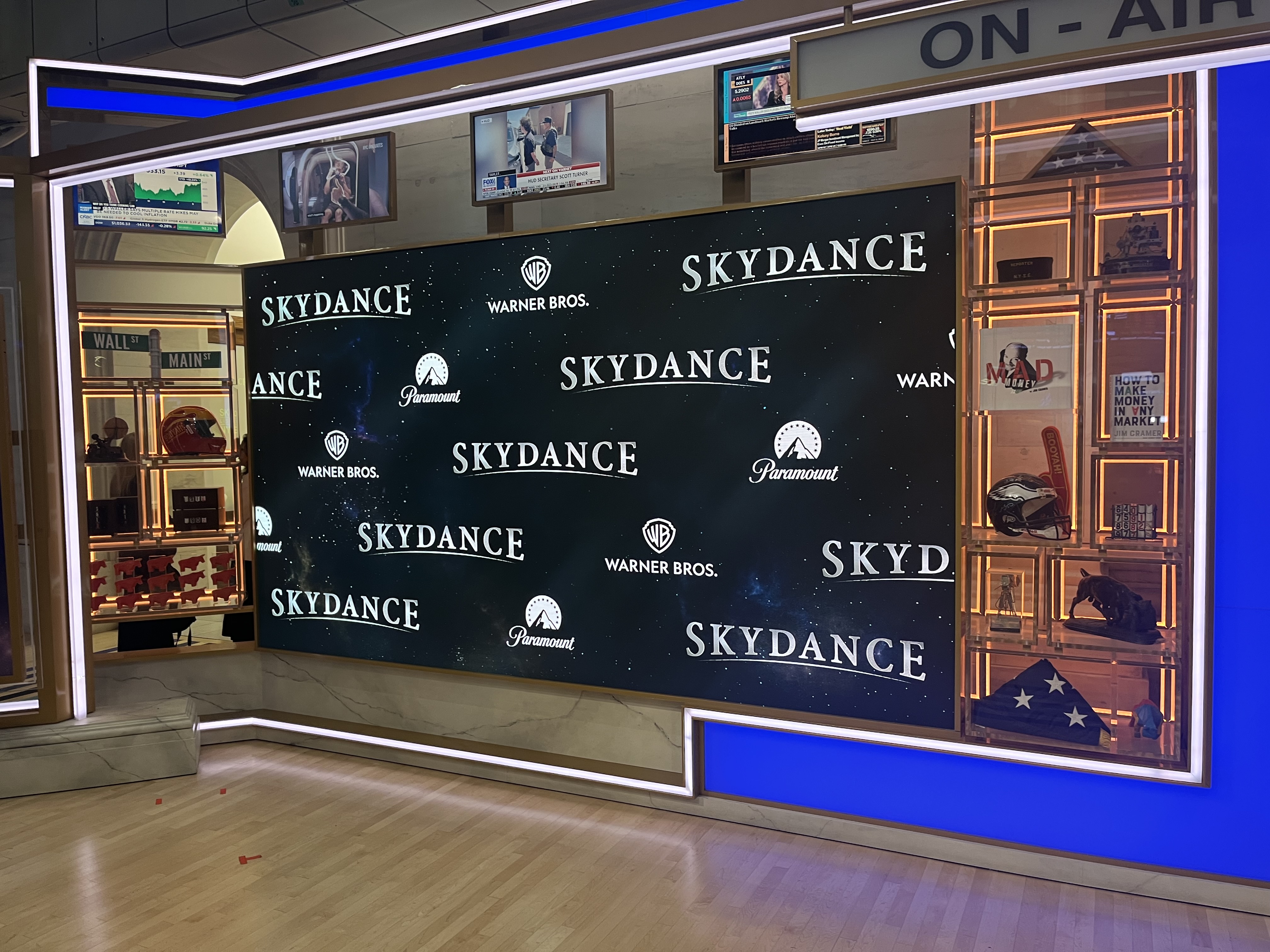 Skydance Shares Tumble In Technical Adjustment As Inflation, Interest Rate Jitters Roil Market; Apple Regains $5 Trillion Market Cap