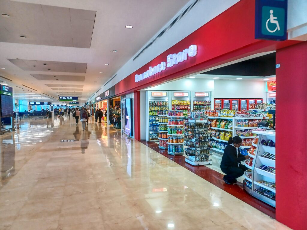 Spain’s 24-hour shop with no tills expands to Barcelona Airport